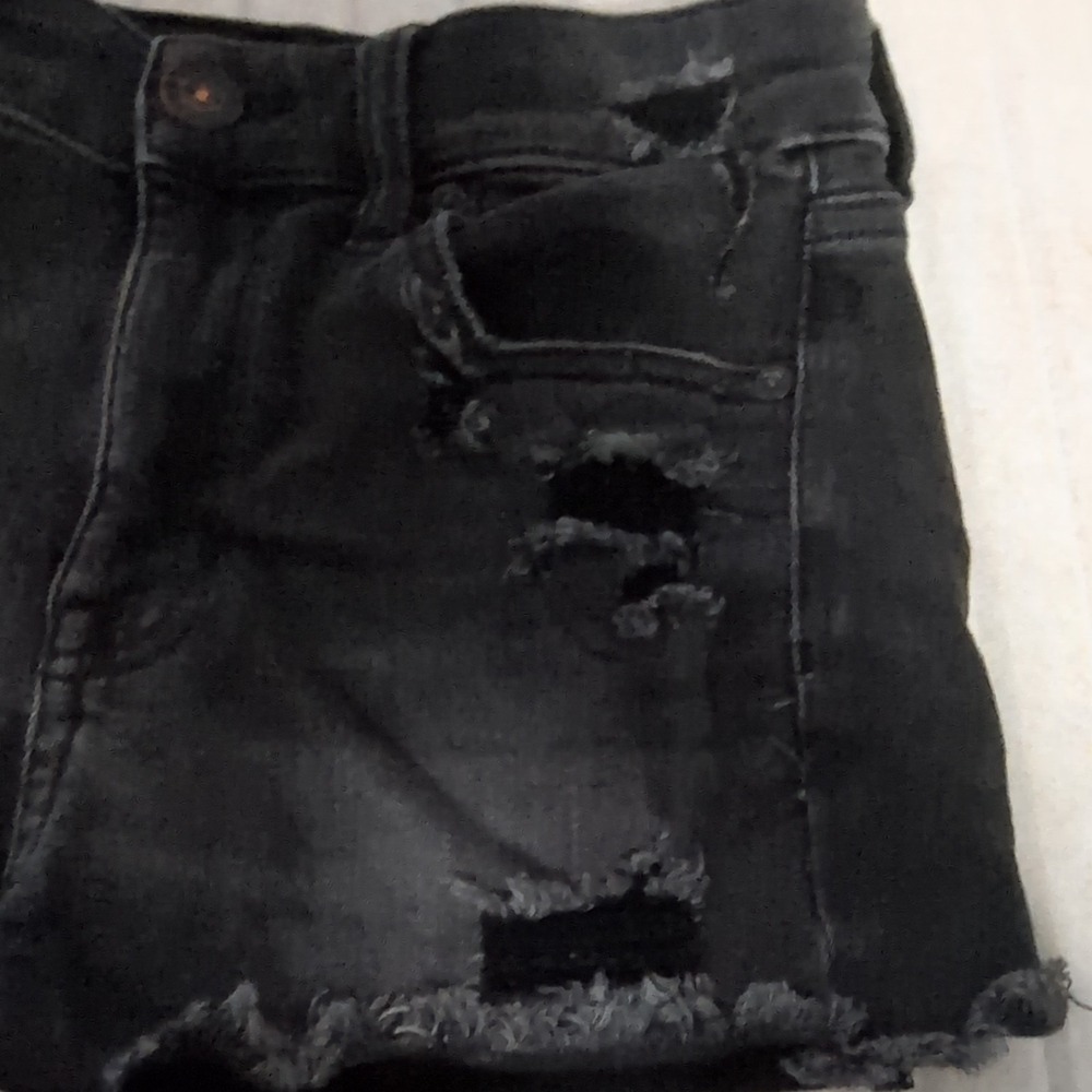 American Eagle Outfiter Blk Distresed  Edgy Festil Y2K cut off denim shorts -sz2 - Picture 3 of 10